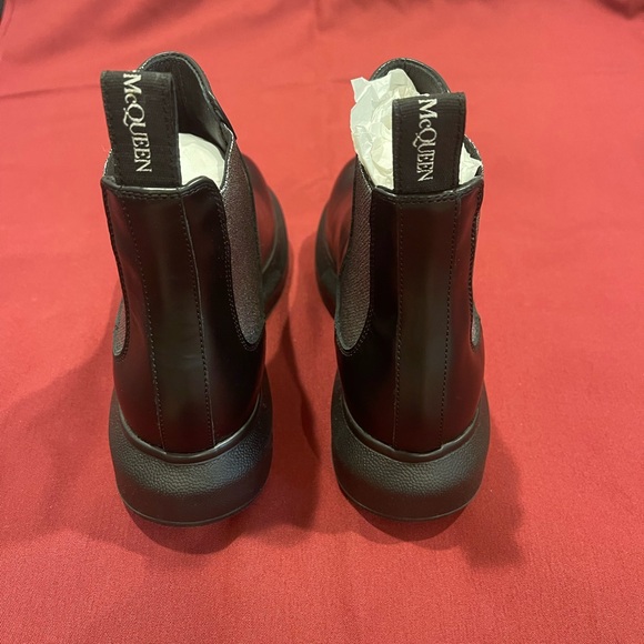 Alexander McQueen Black and Silver Leather Women's Boots - Picture 2 of 8